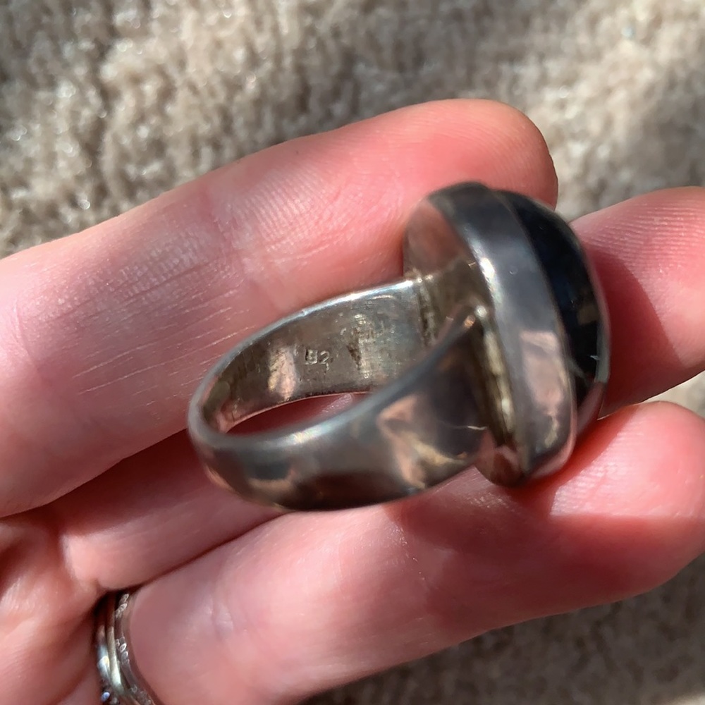Mesmerizing Labradorite & Silver Ring - image 4